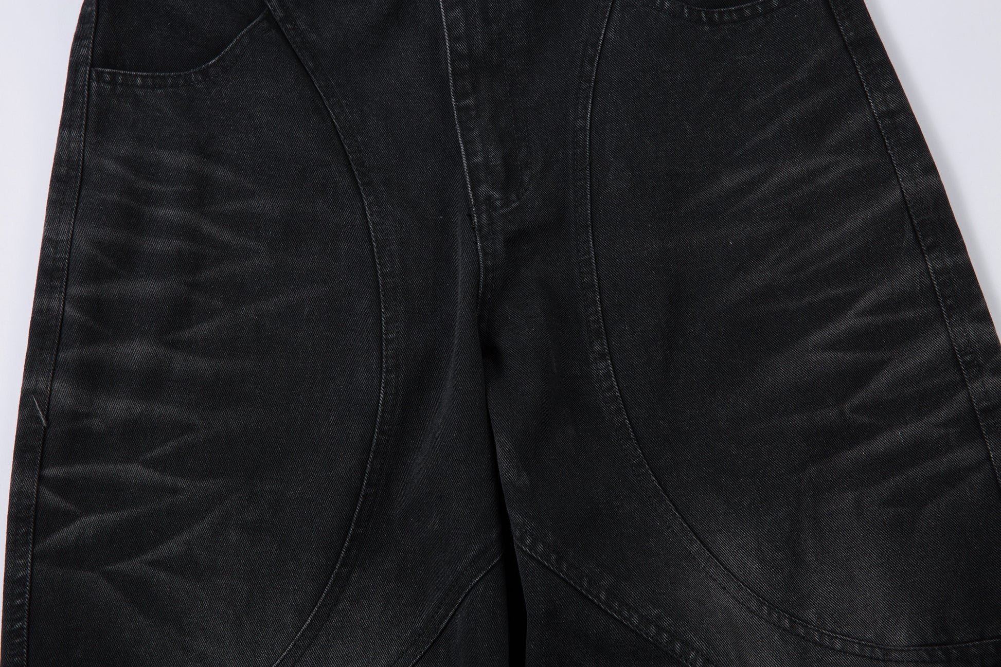 Distressed Multi-Pocket | Washed Jeans - Santo 