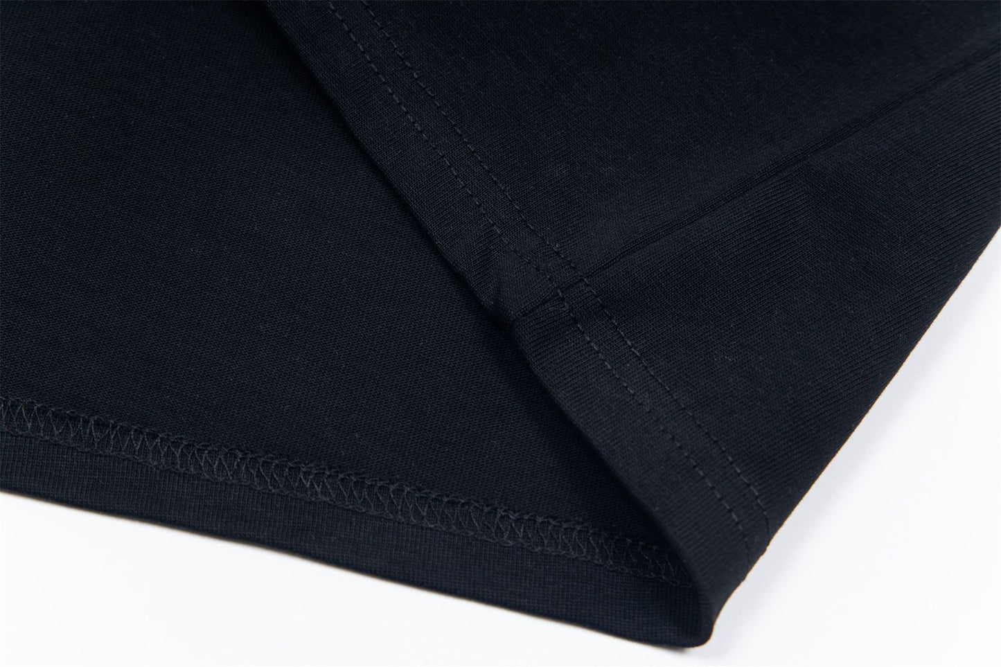 Pearl Studded | Hip Hop T-shirt - Santo 