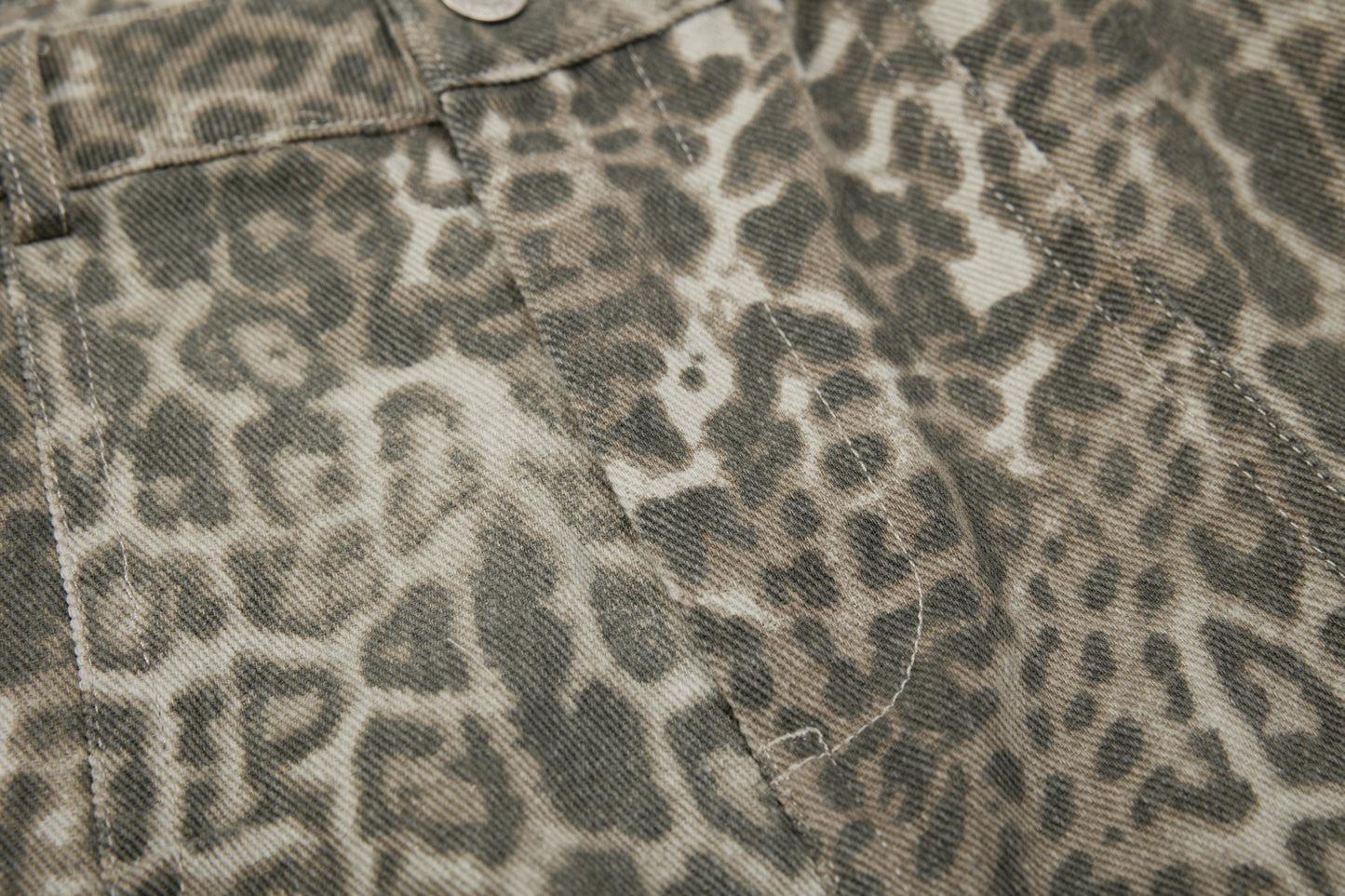 Leopard | Baggy Jeans - Santo 