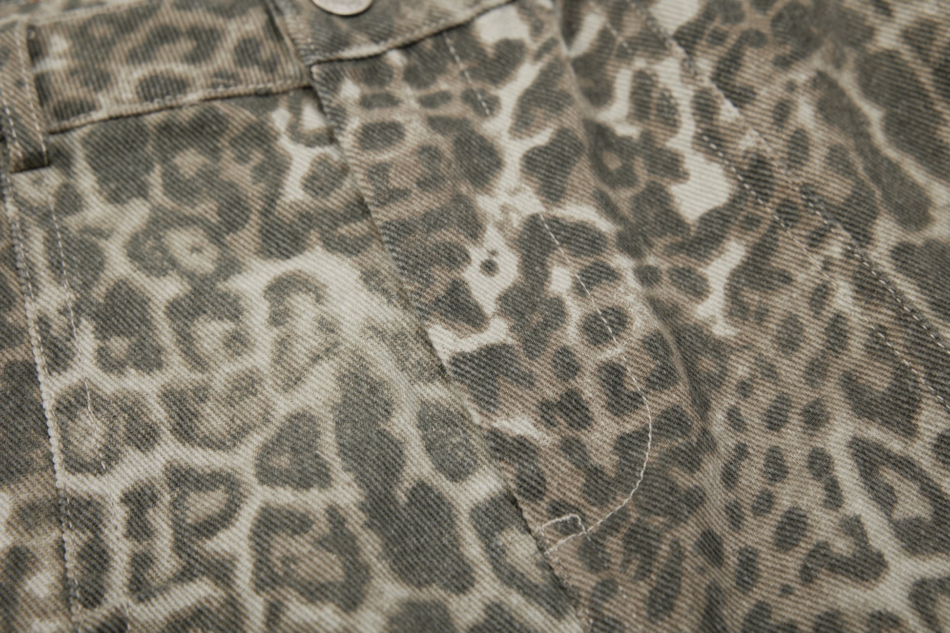 Leopard | Baggy Jeans - Santo 