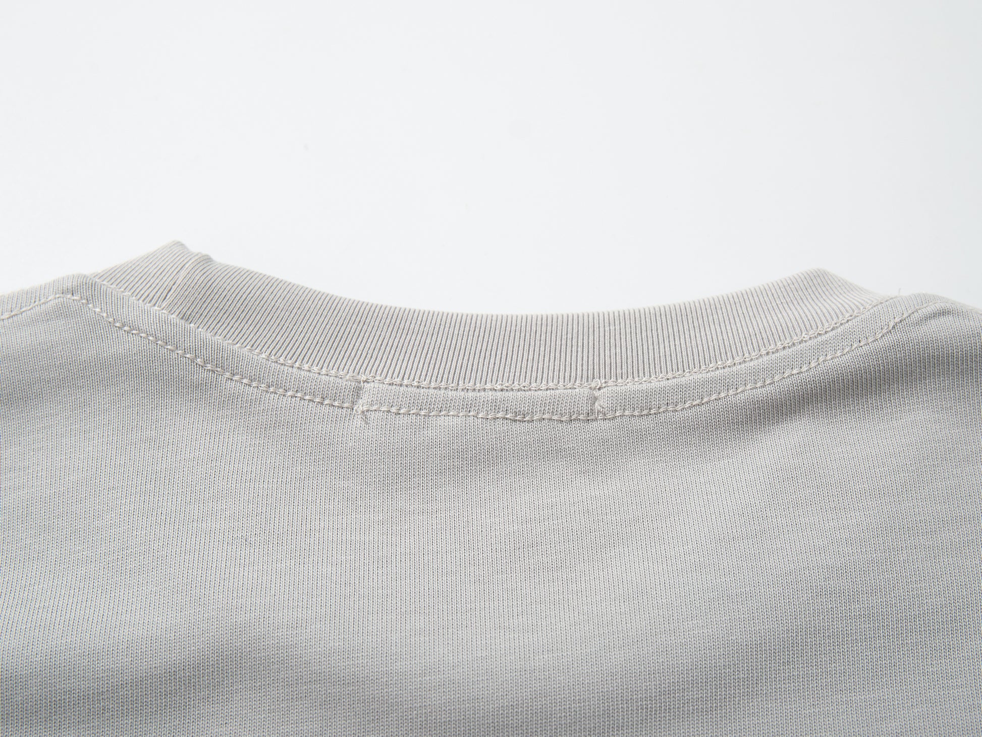 Gothic Knight Print | Layered Long Sleeve T-Shirt - Santo 