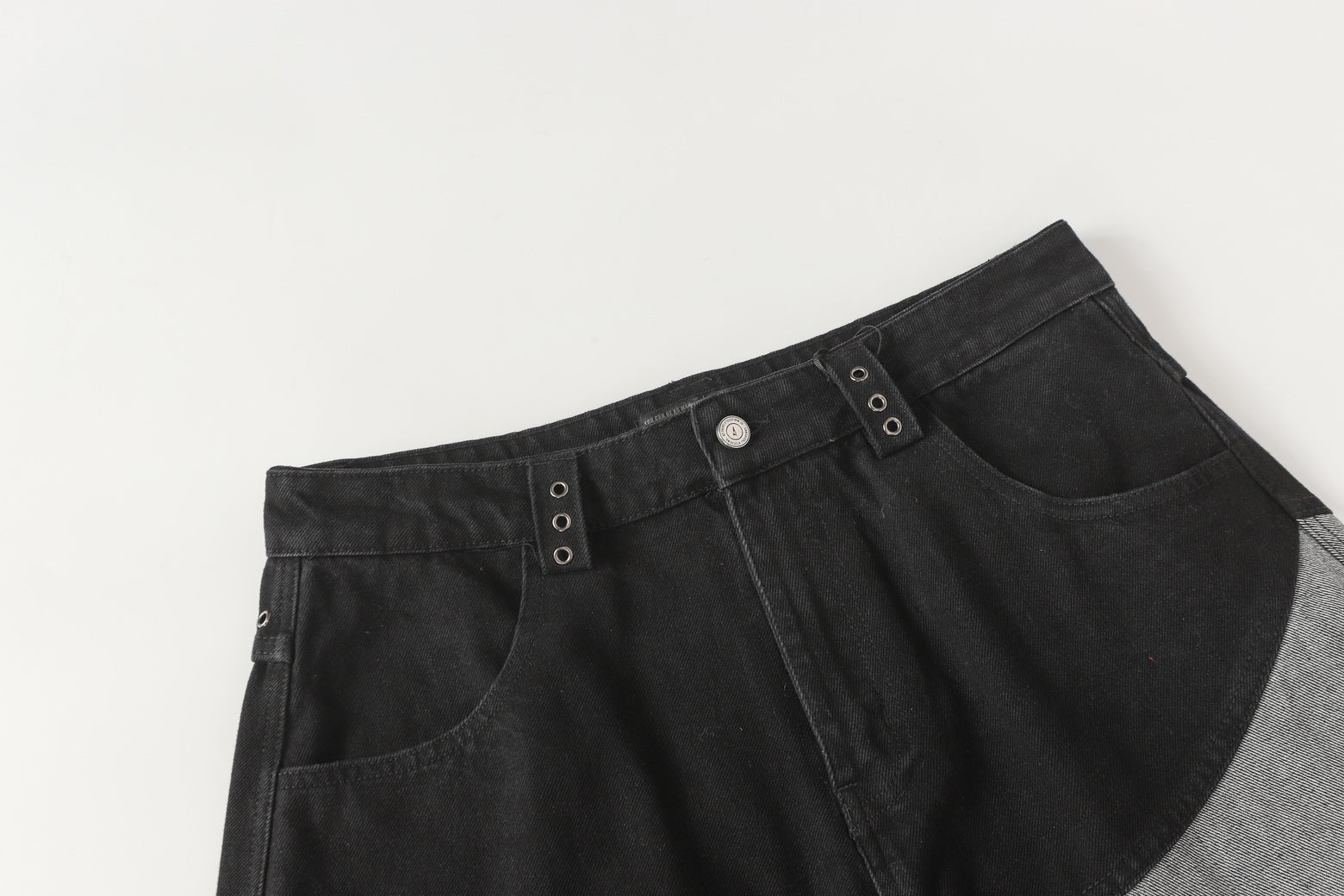 Two-Tone Fade Wash | Wide Jeans - Santo 