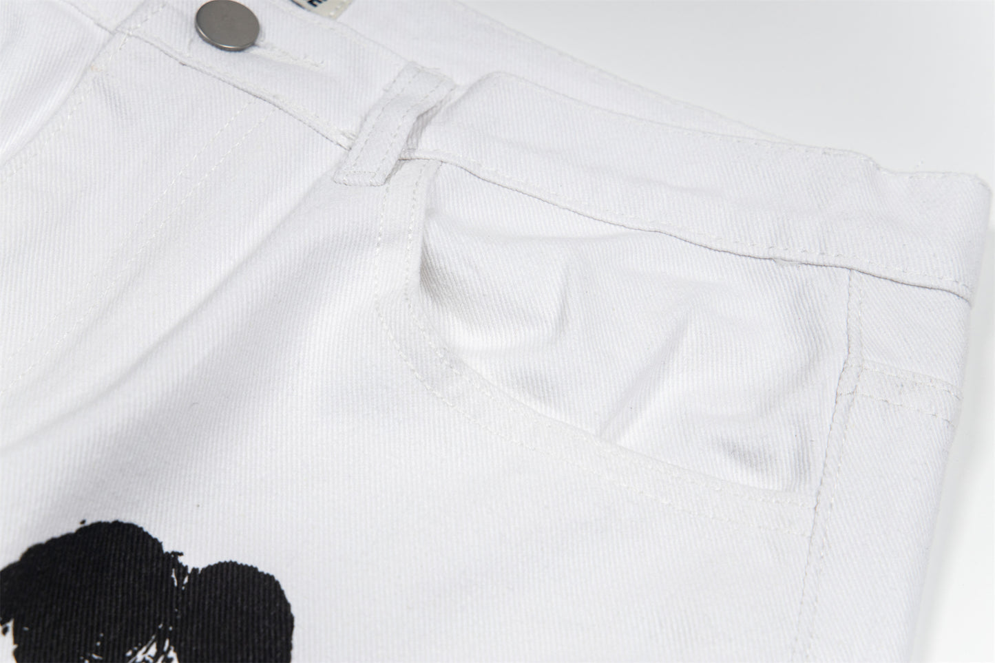 Handprint Graphic | White Street Jeans - Santo 