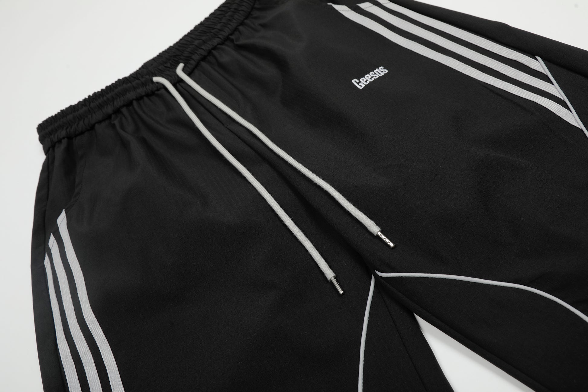 Stripe Panel | Sport Shorts - Santo 