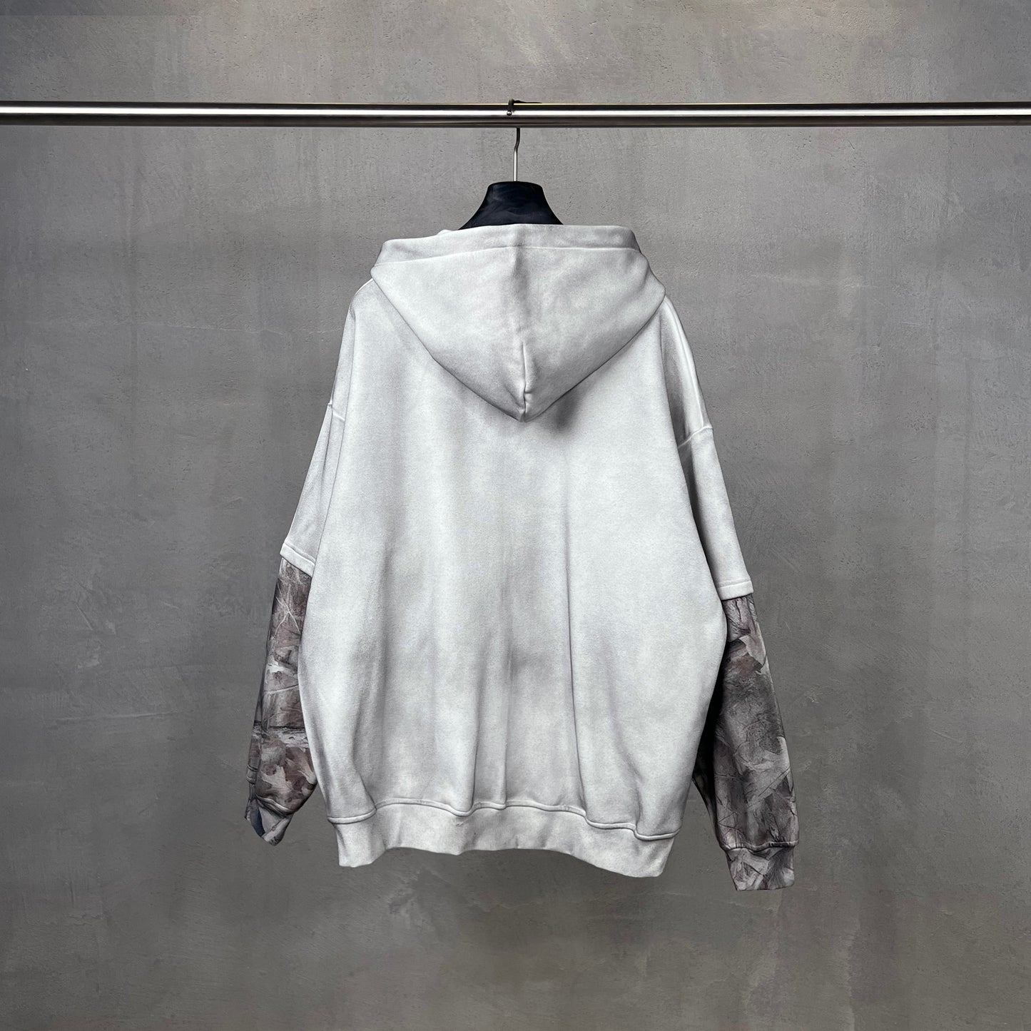 Frosted Camo Sleeve | Oversized Hoodie - Santo 