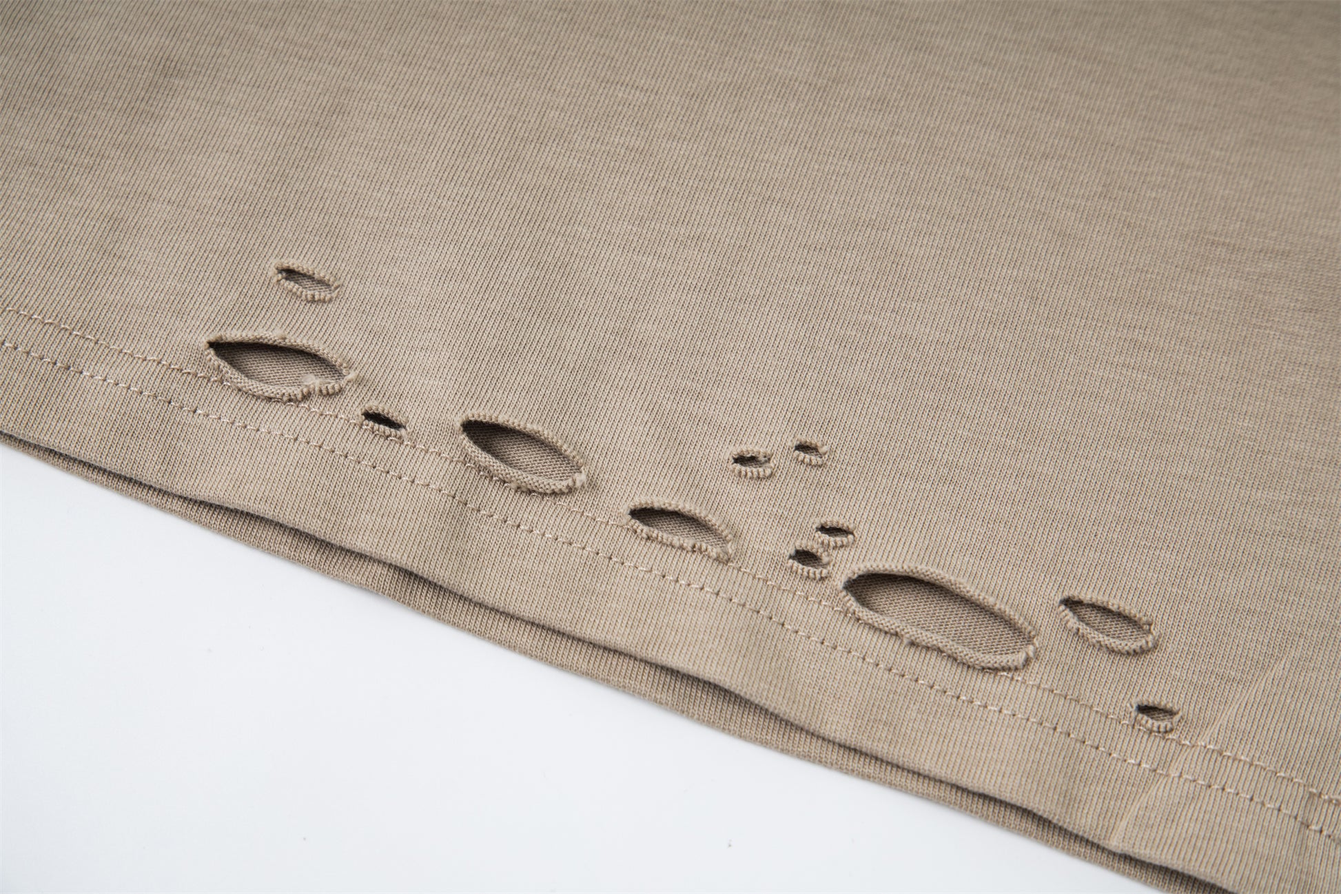 Retro Camouflage Patchwork | Ripped Sweatshirt - Santo 