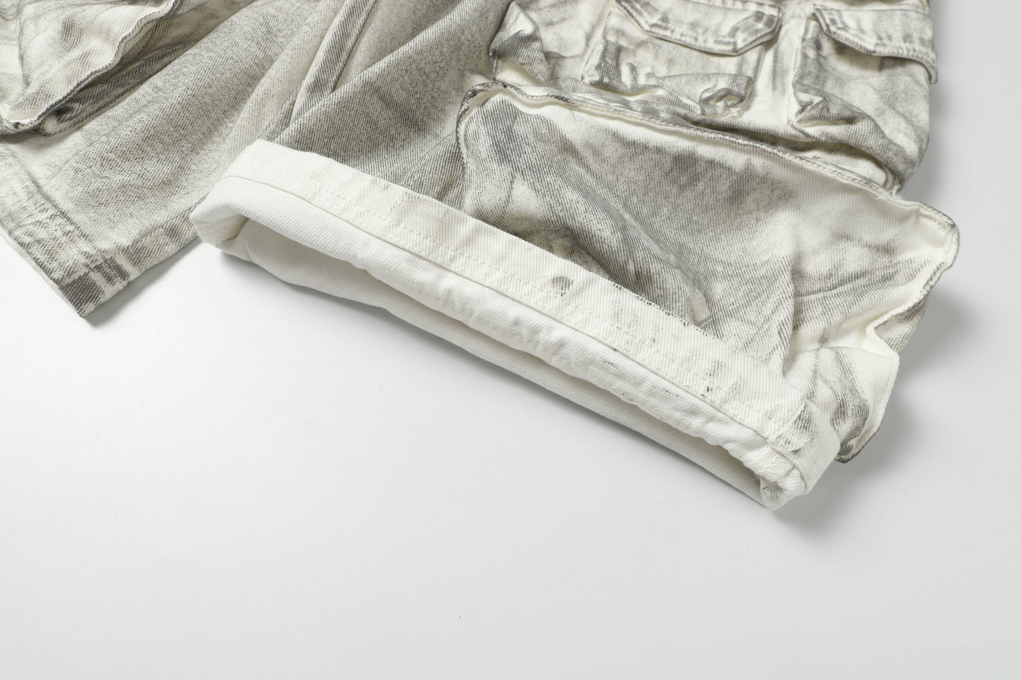 Multi-Pocket | Washed Cargo Shorts - Santo 