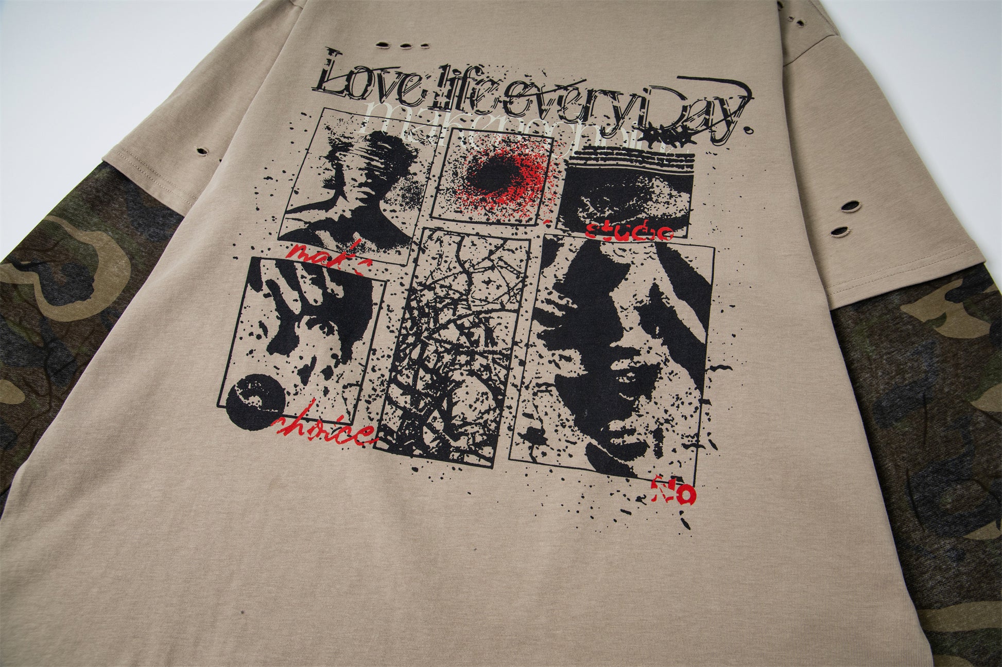 Retro Camouflage Patchwork | Ripped Sweatshirt - Santo 