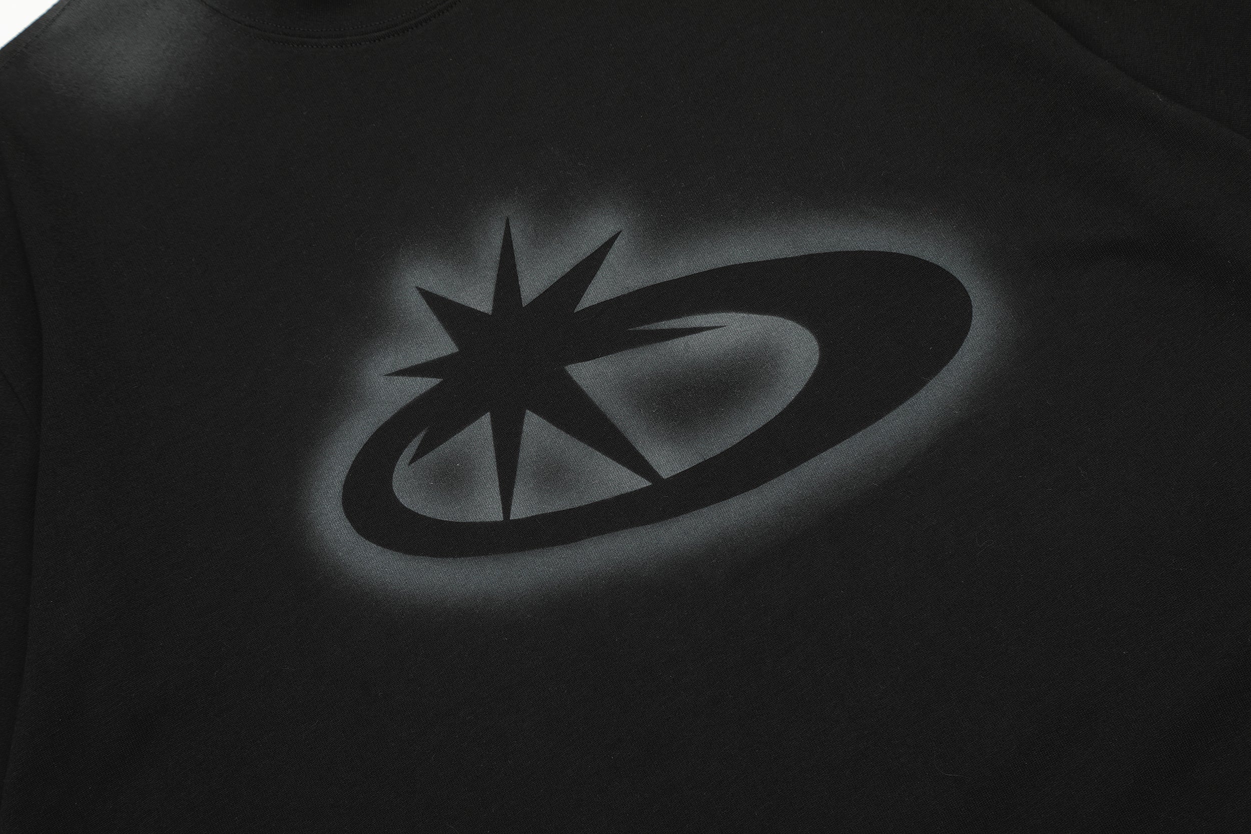 "Vintage Star Trail Print" T Shirt - Santo 