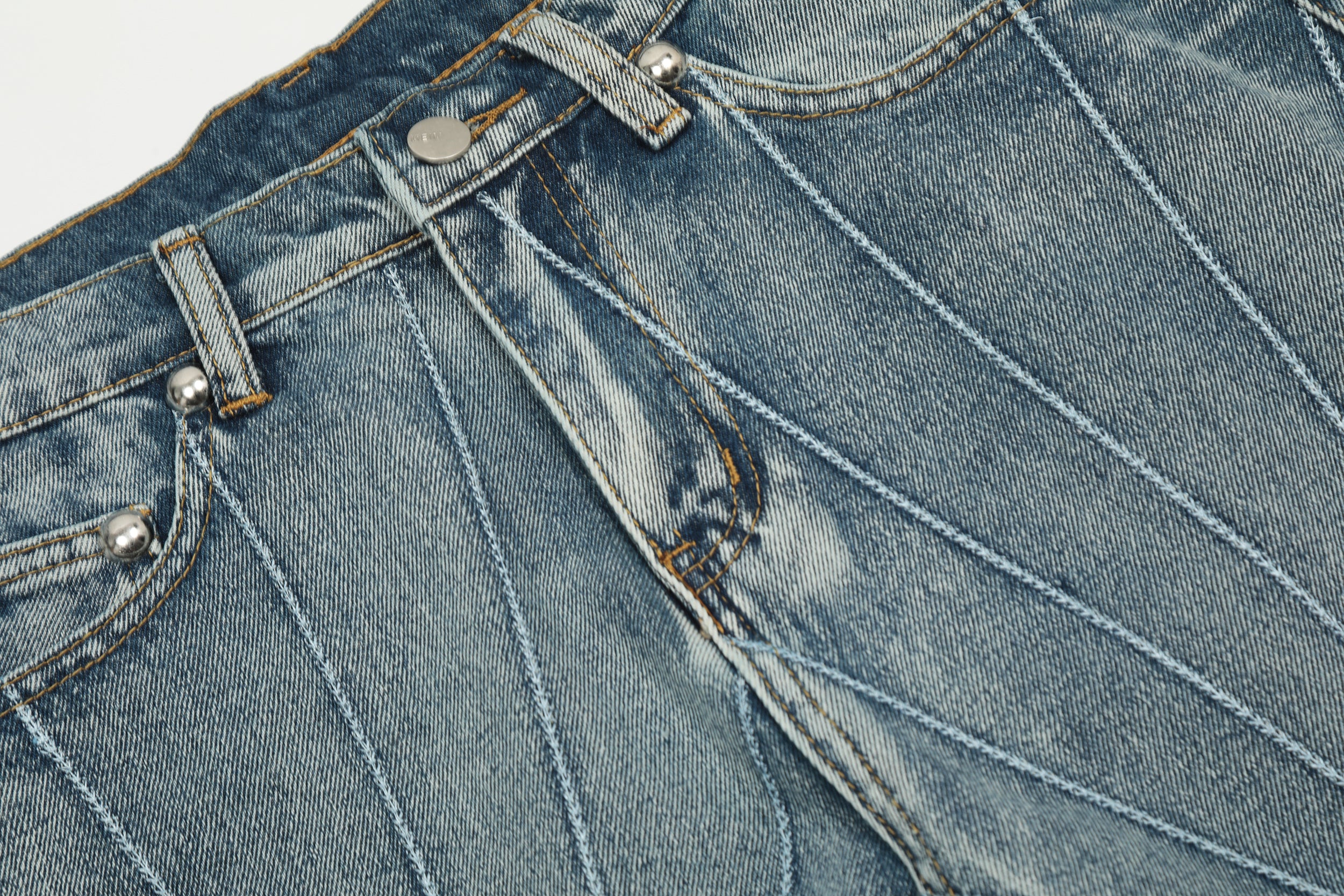 Spinnennetz | Gemusterte Jeans