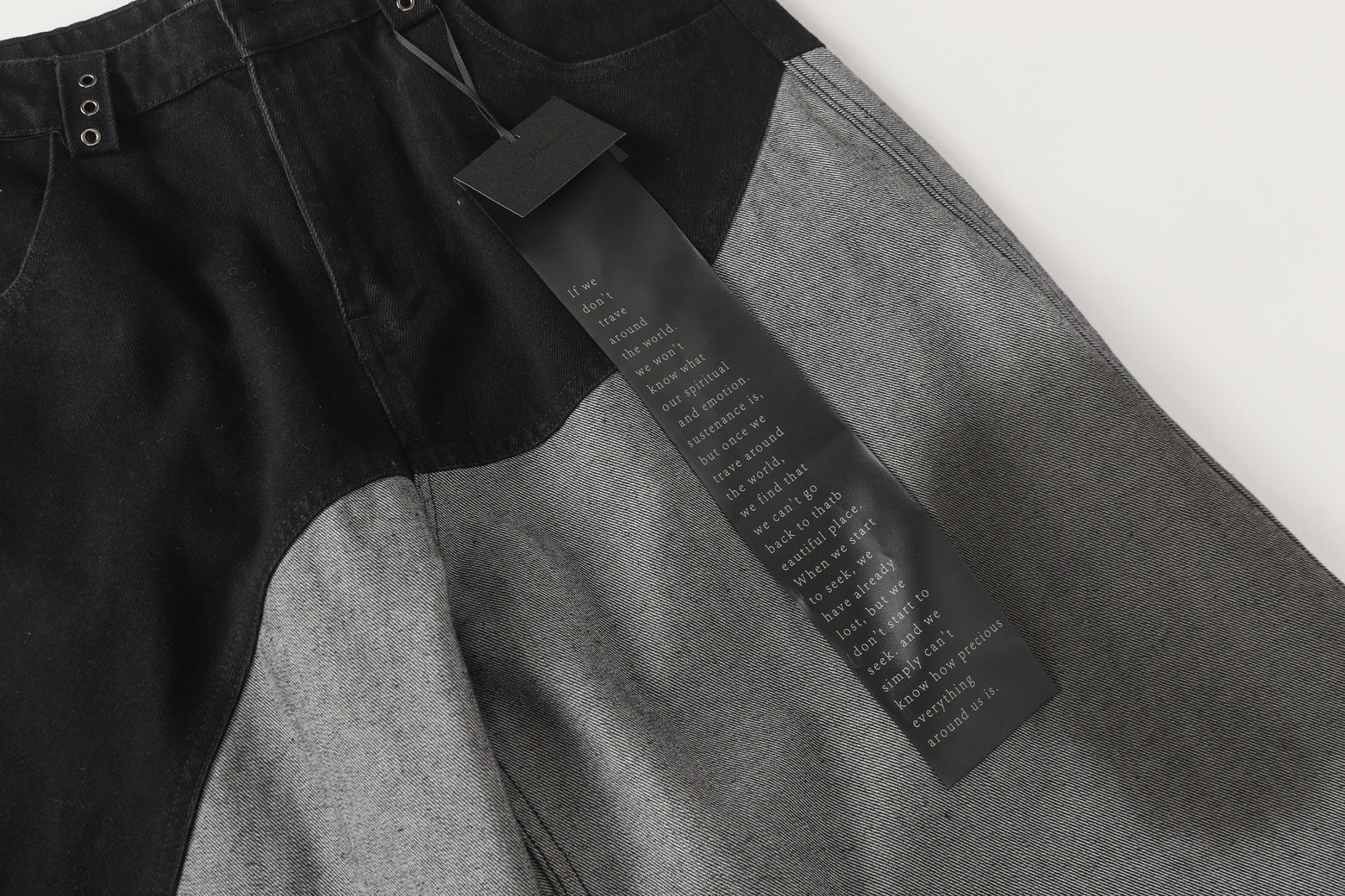 Two-Tone Fade Wash | Wide Jeans - Santo 