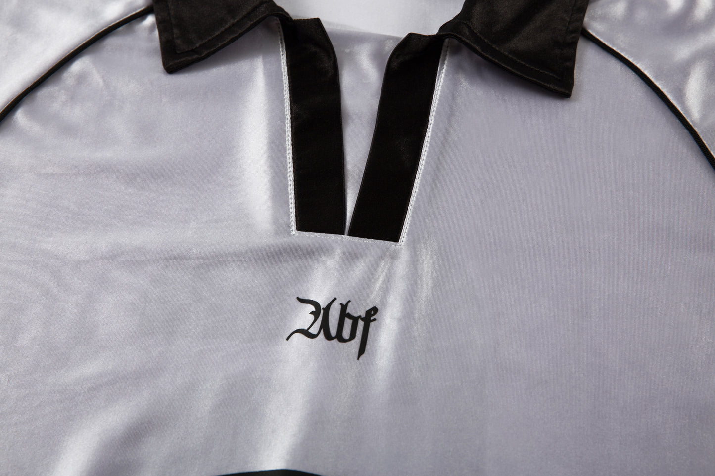 Number 6 | Long Sleeve T-Shirt - Santo 