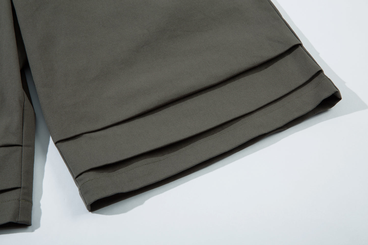 Minimalist Streetwear | Loose Shorts - Santo 