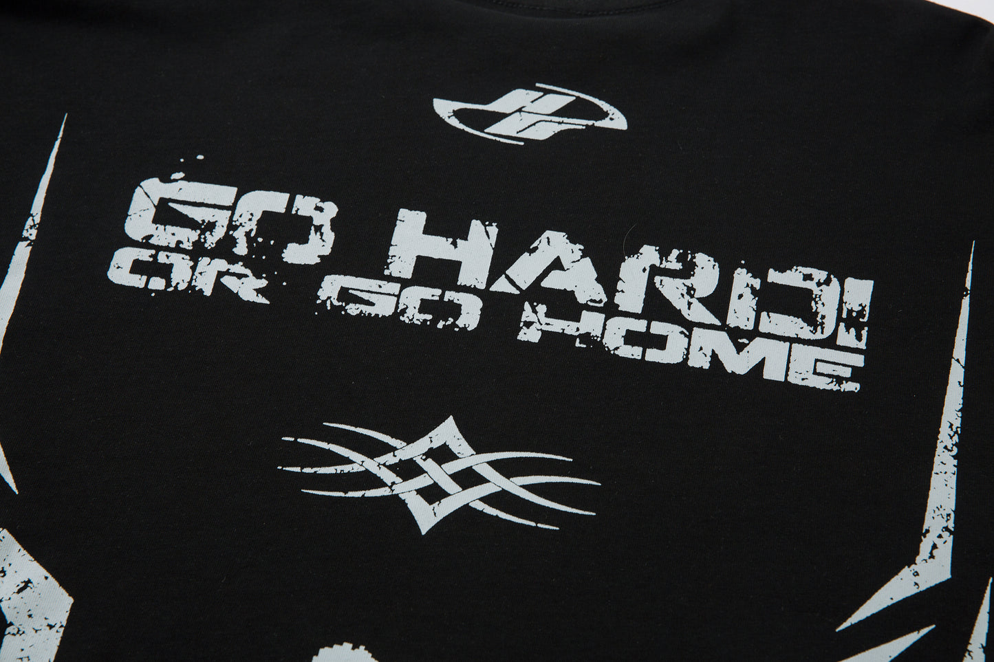 Street Slogan Design | Graphic Sweatshirt - Santo 