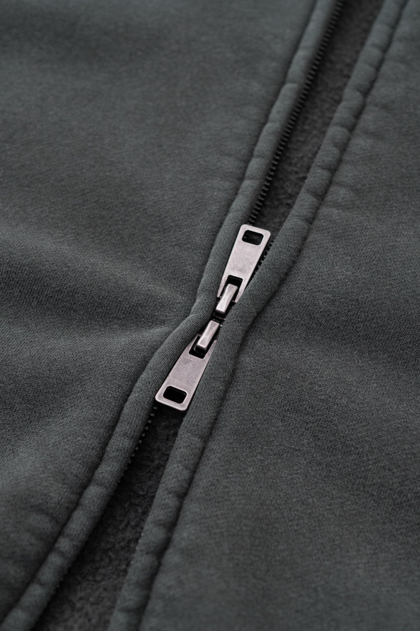 Structured Panel | Baggy Zip-Up Hoodie - Santo 