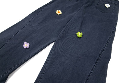 3D floral embroidery | Washed Cargo - Santo 