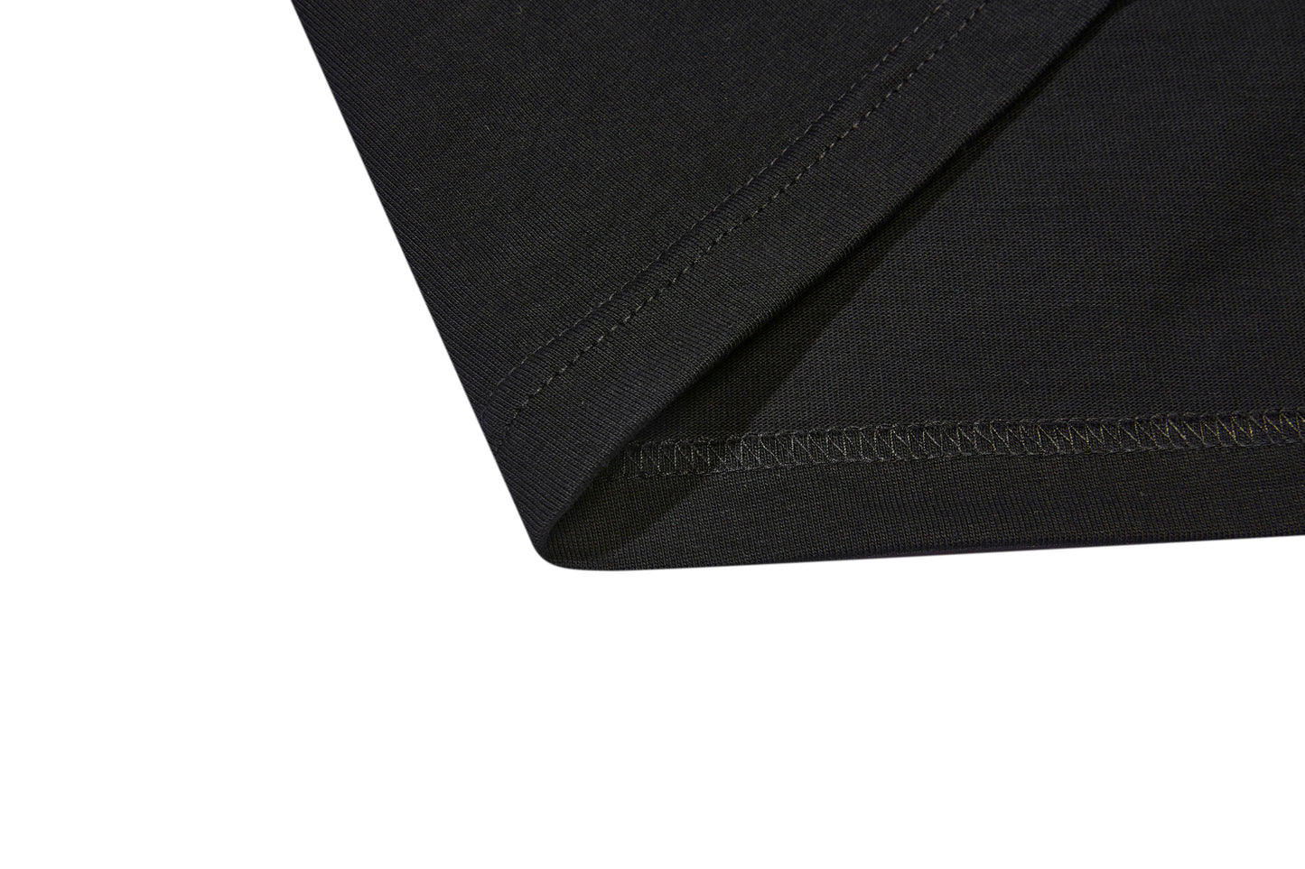 MADE | Graphic T-shirt - Santo 