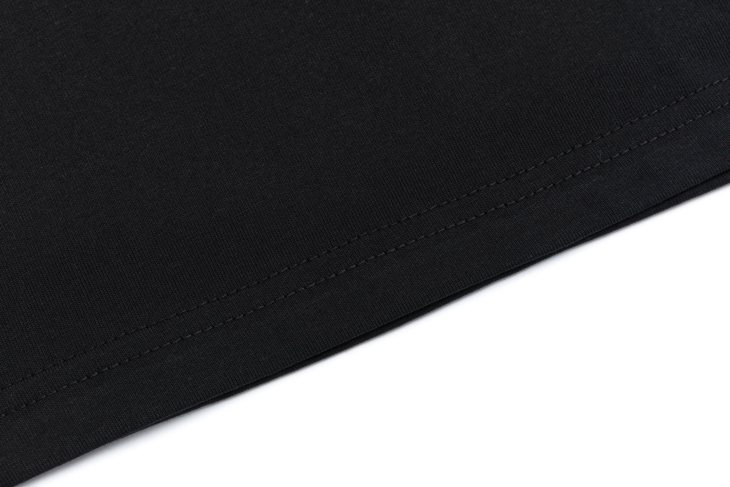 Glow Butterflies | Graphic T-shirt - Santo 