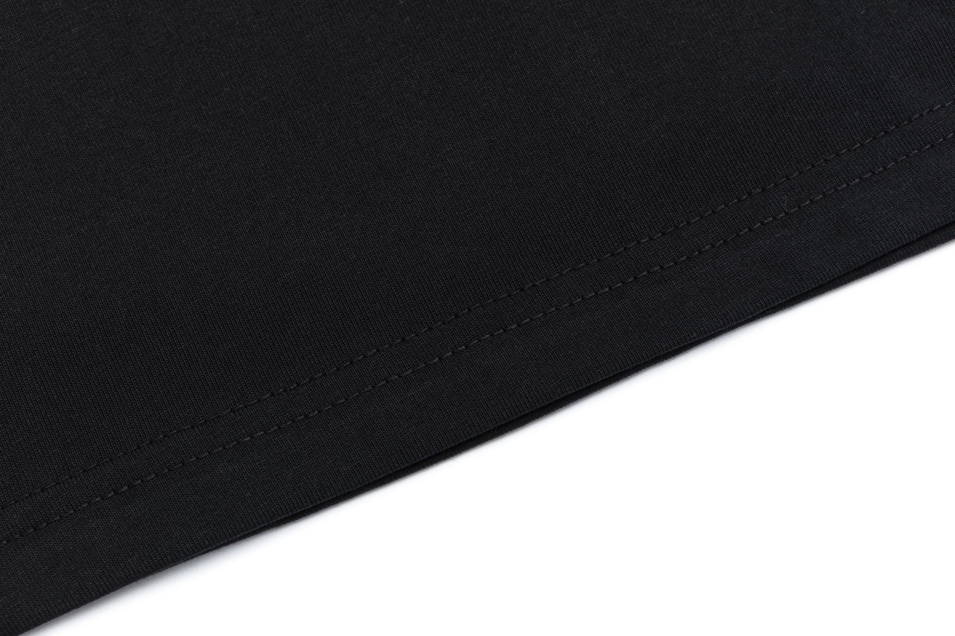 Glow Butterflies | Graphic T-shirt - Santo 