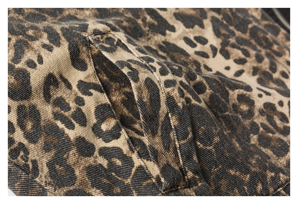 Rogue Leopard | Übergroße Denim-Jacke mit Leopardenmuster