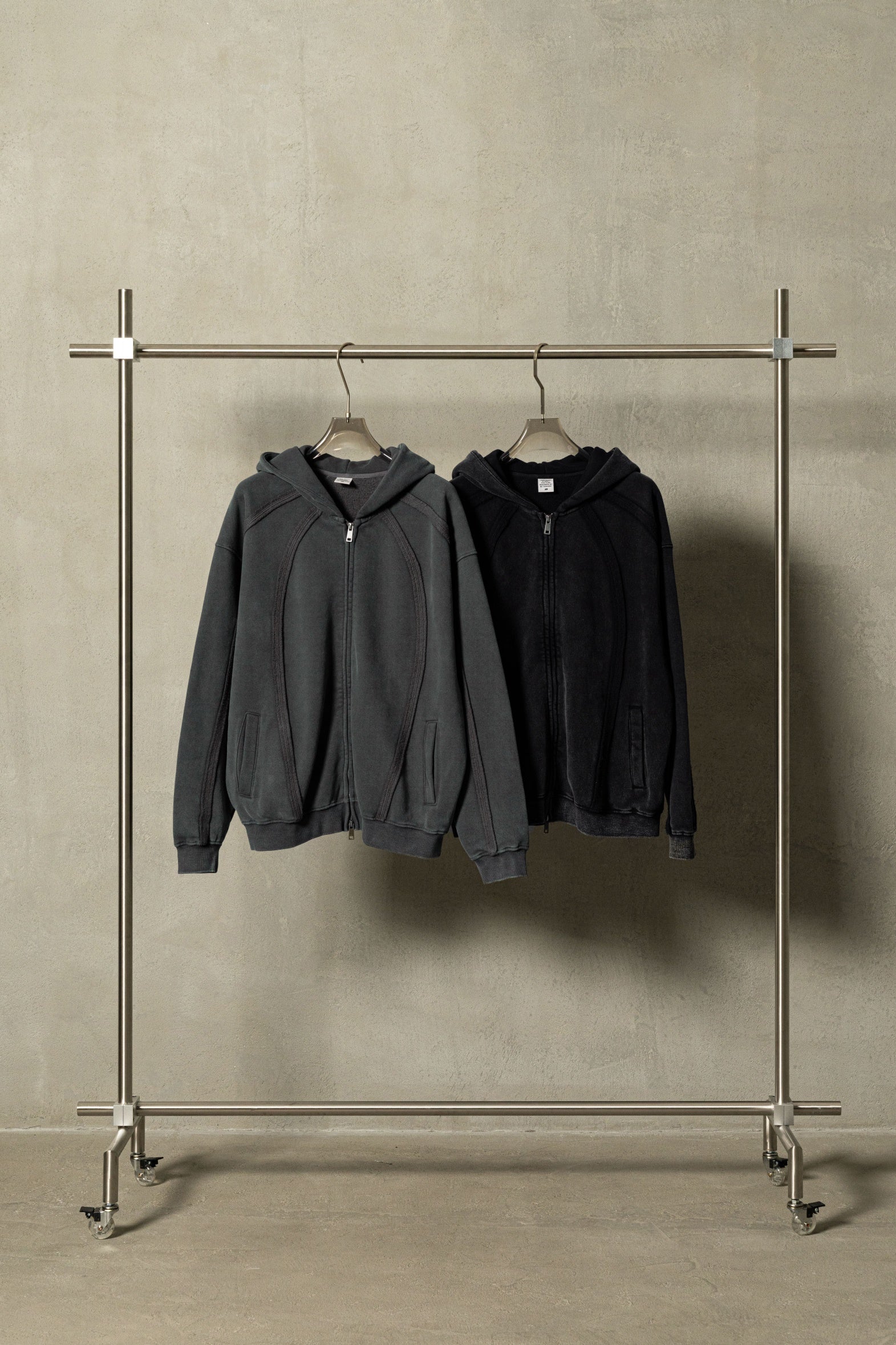 Structured Panel | Baggy Zip-Up Hoodie - Santo 