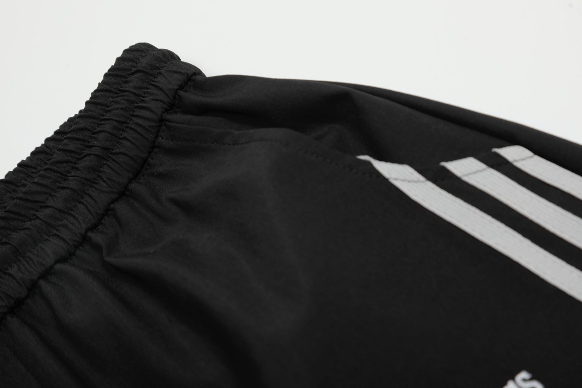 Stripe Panel | Sport Shorts - Santo 