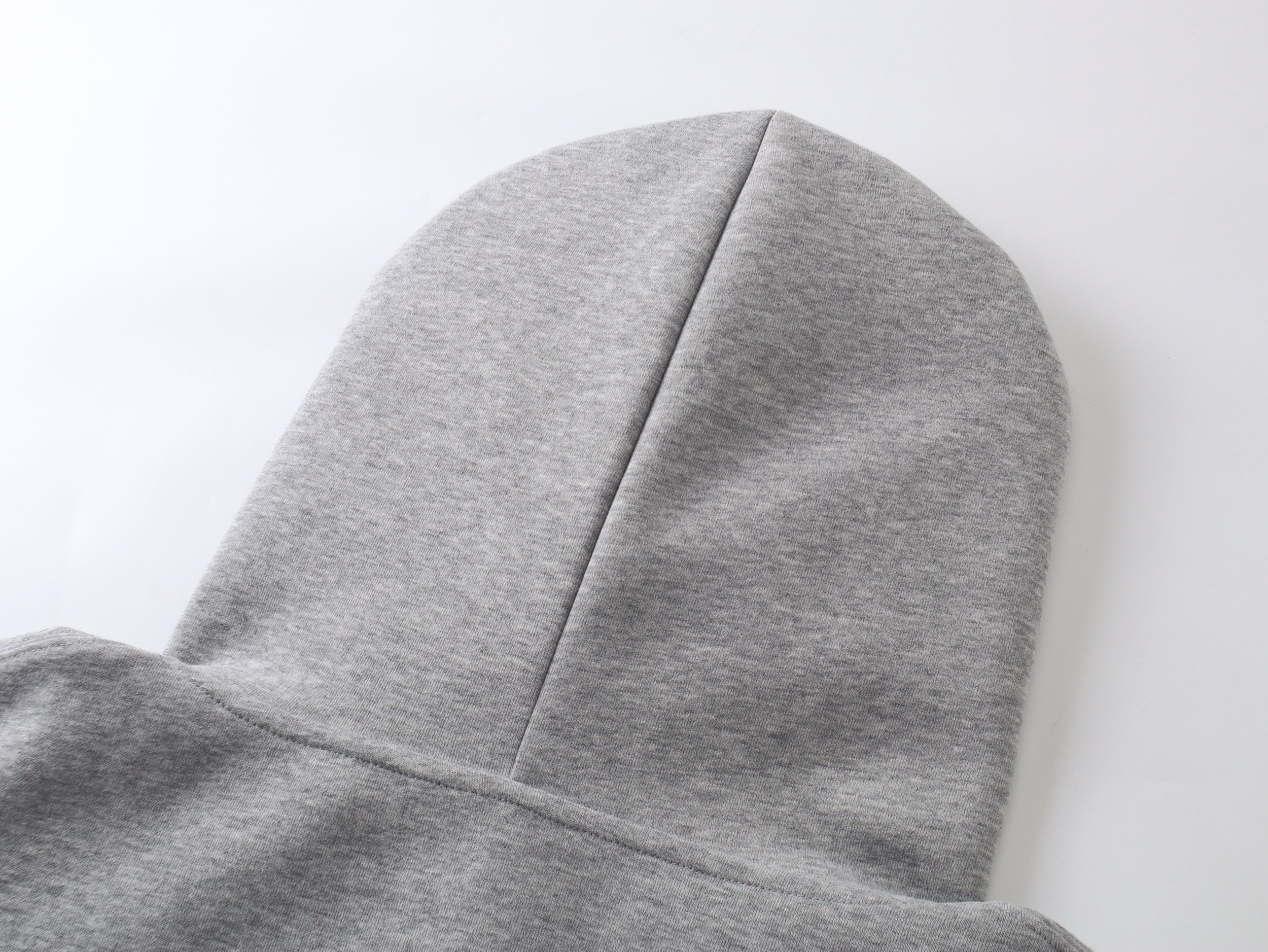 E.T. | Grafik-Kapuzenpullover in Übergröße