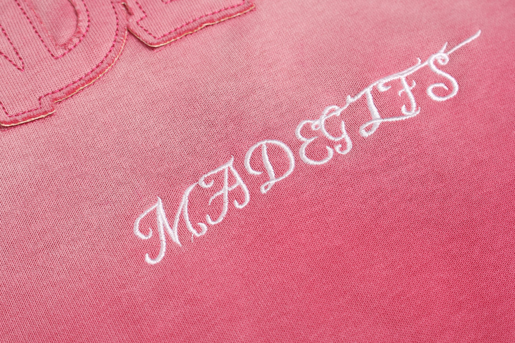 Embroidered Graphic Gradient | Casual Sweatshirt - Santo 