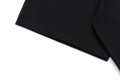 Glow Butterflies | Graphic T-shirt - Santo 