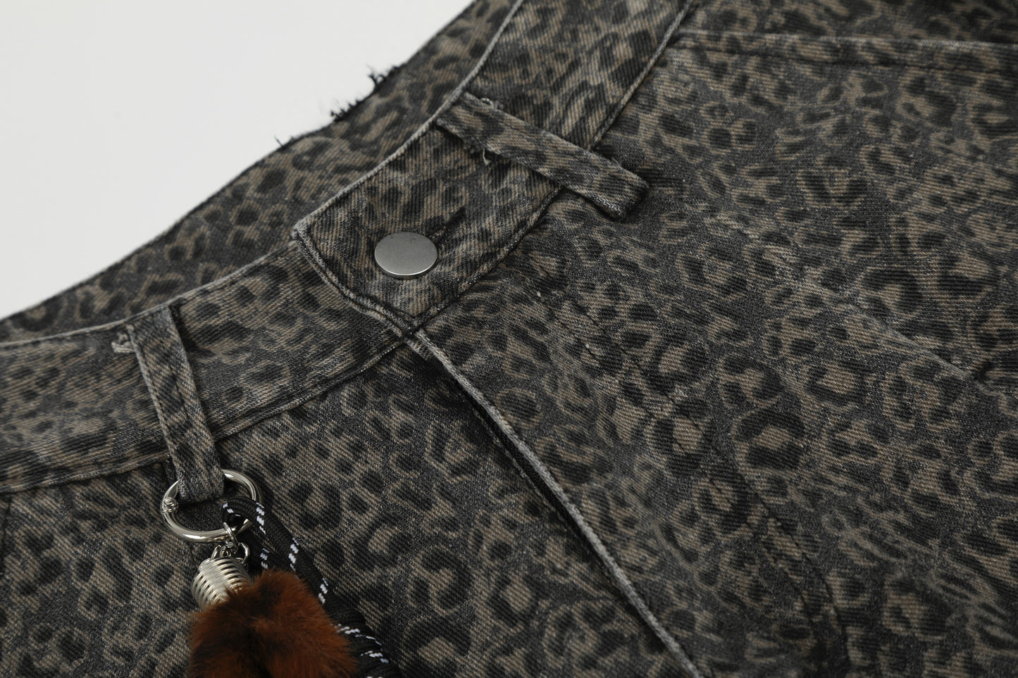 Fray Flair | Ausgefranste Denim-Jacke