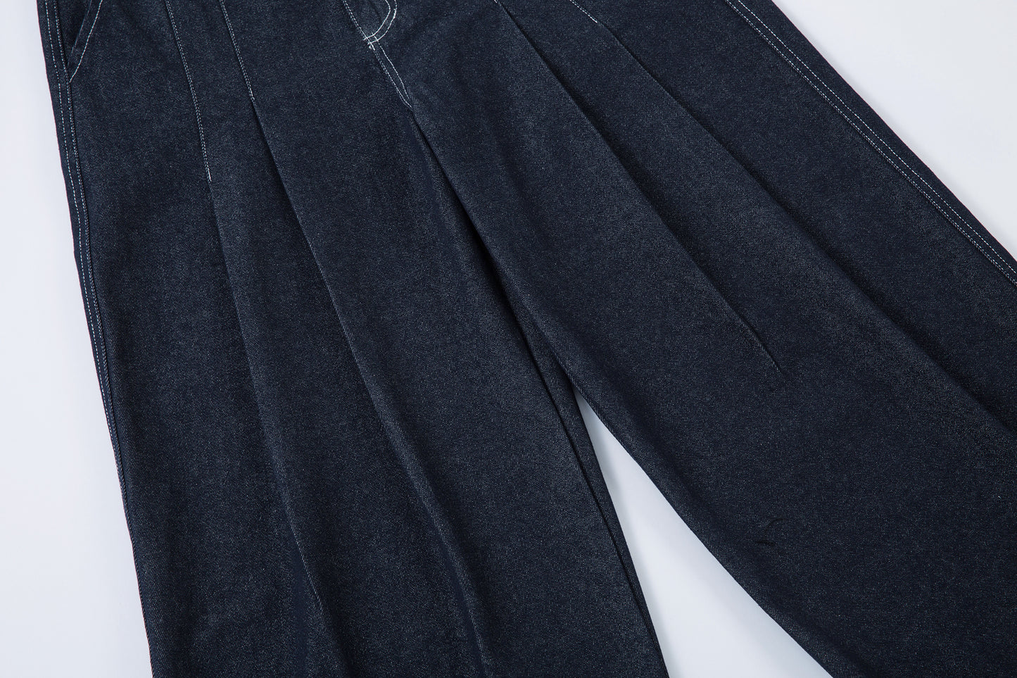 Deconstructed Contrast Stitching Pleated Baggy Barrel Jeans