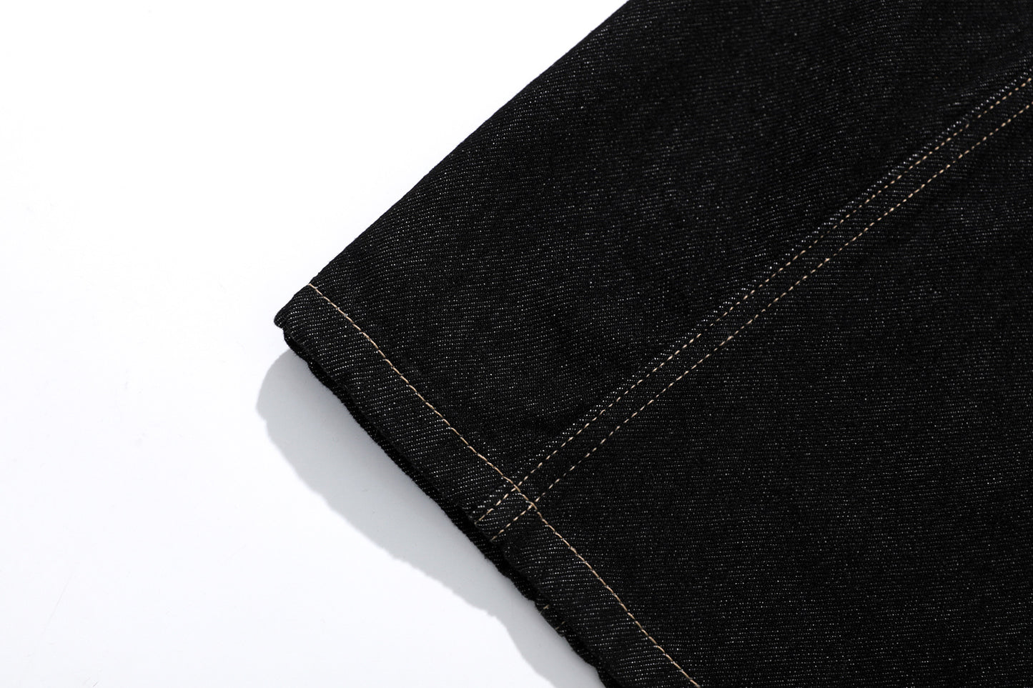 Fray Flair | Ausgefranste Denim-Jacke