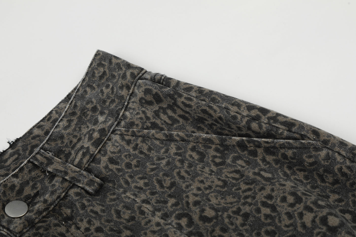 Fray Flair | Ausgefranste Denim-Jacke