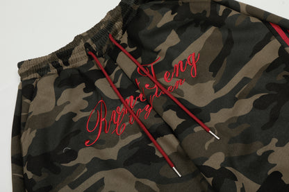 Retro Patchwork Embroidered Camouflage Barrel Pants