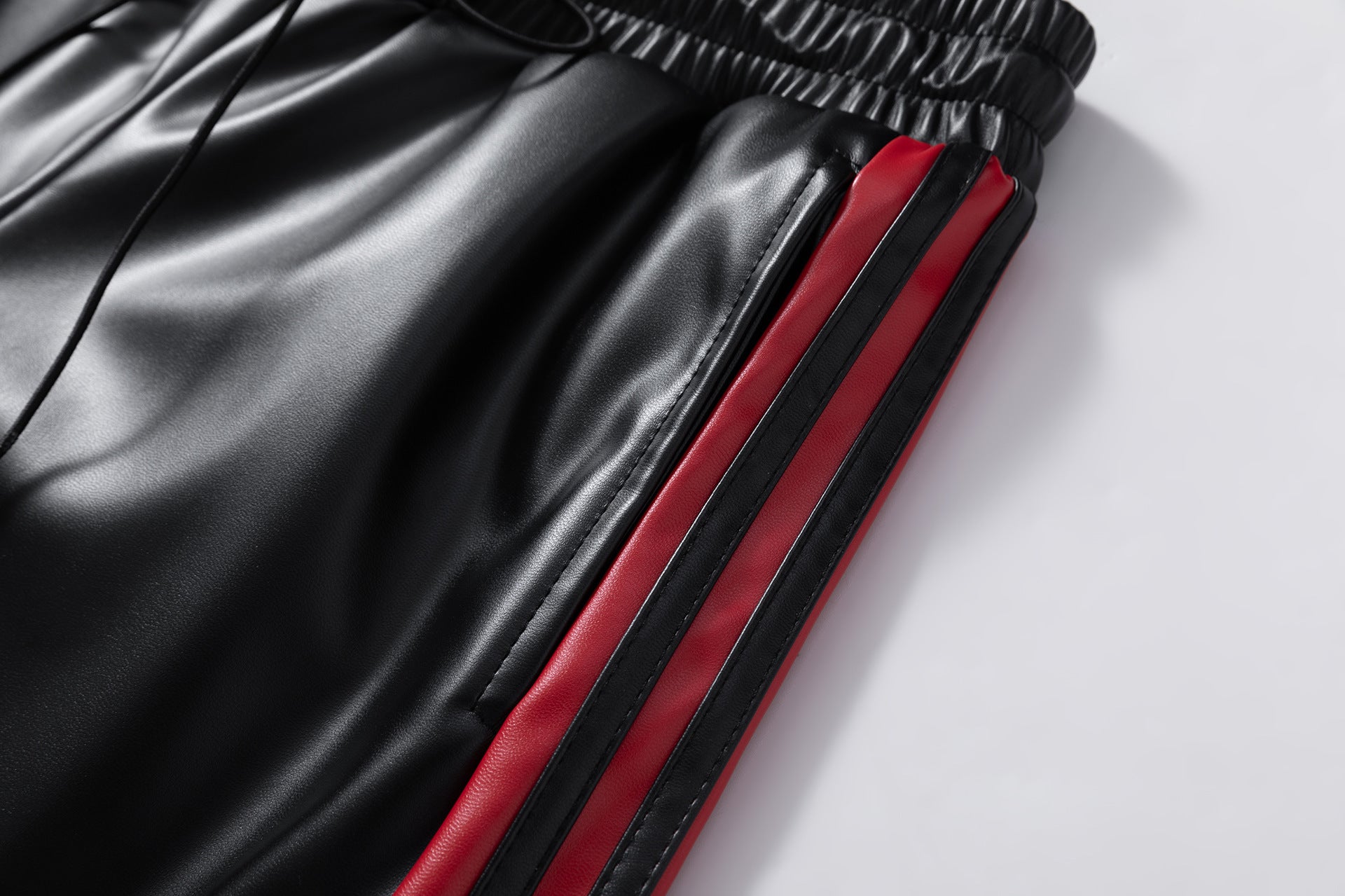 Striped Racing Faux-Leather Shorts - Santo 