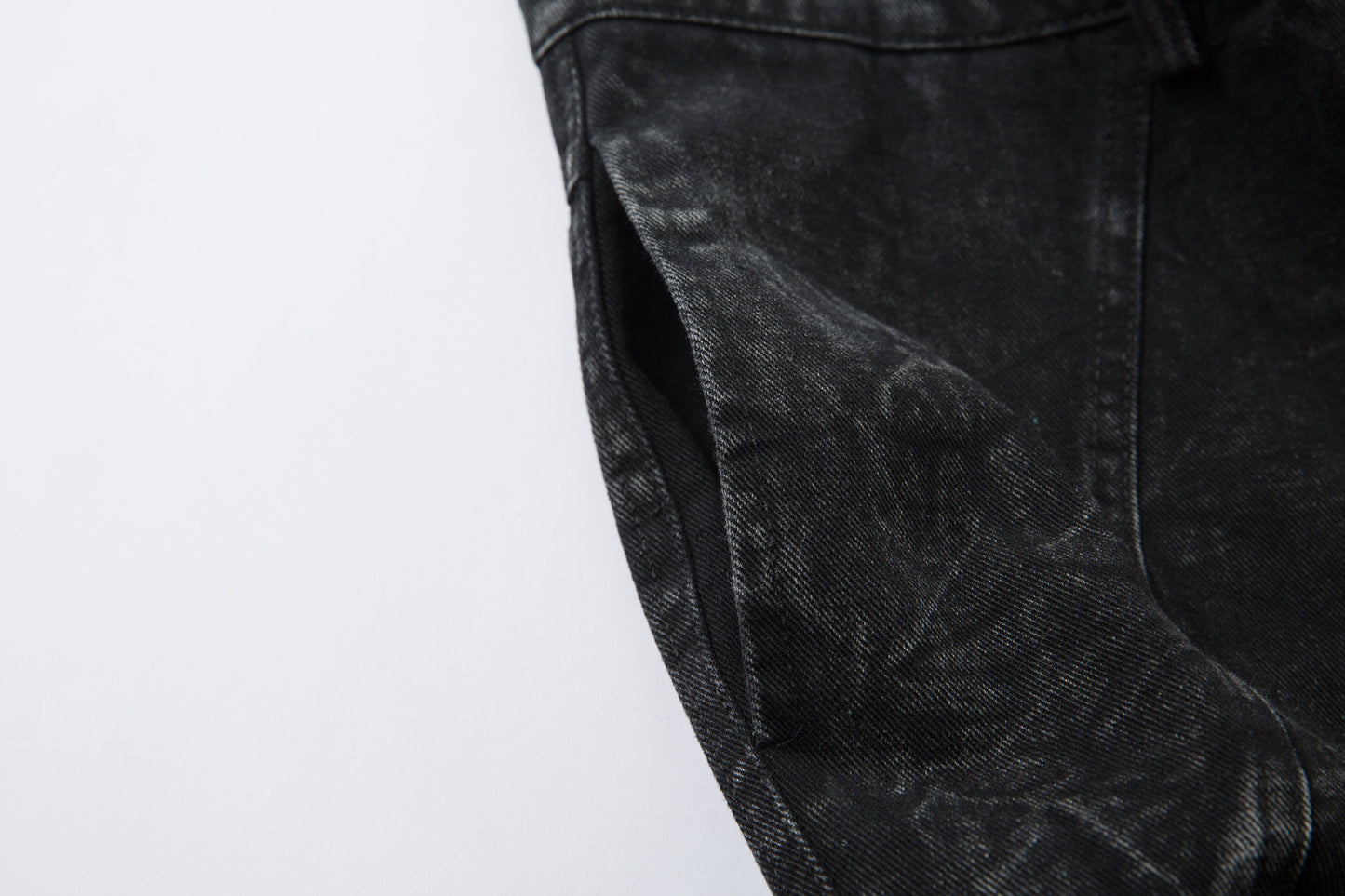 Fray Flair | Ausgefranste Denim-Jacke