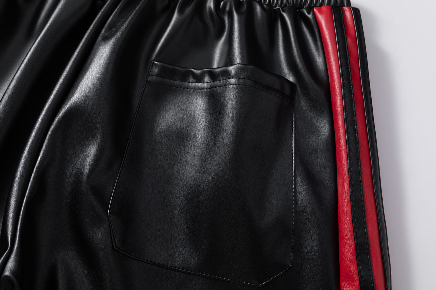 Striped Racing Faux-Leather Shorts - Santo 