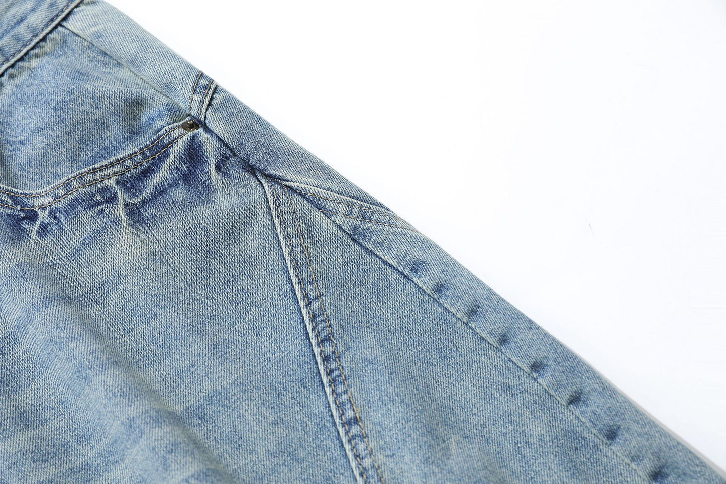 Curved Silhouette 3D Paneled Denim Shorts - Santo 