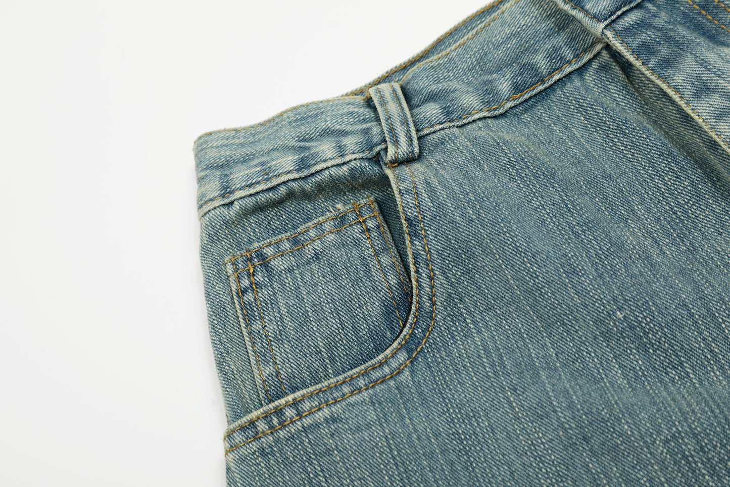 Fray Flair | Ausgefranste Denim-Jacke
