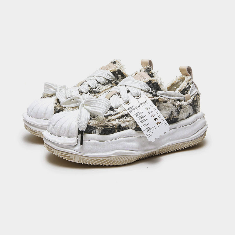 Destroy | Retro Y2K Punk Sneakers - Santo 