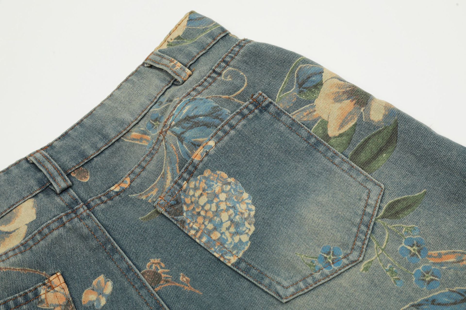 Blossom | Blumendruck Baggy Jeans