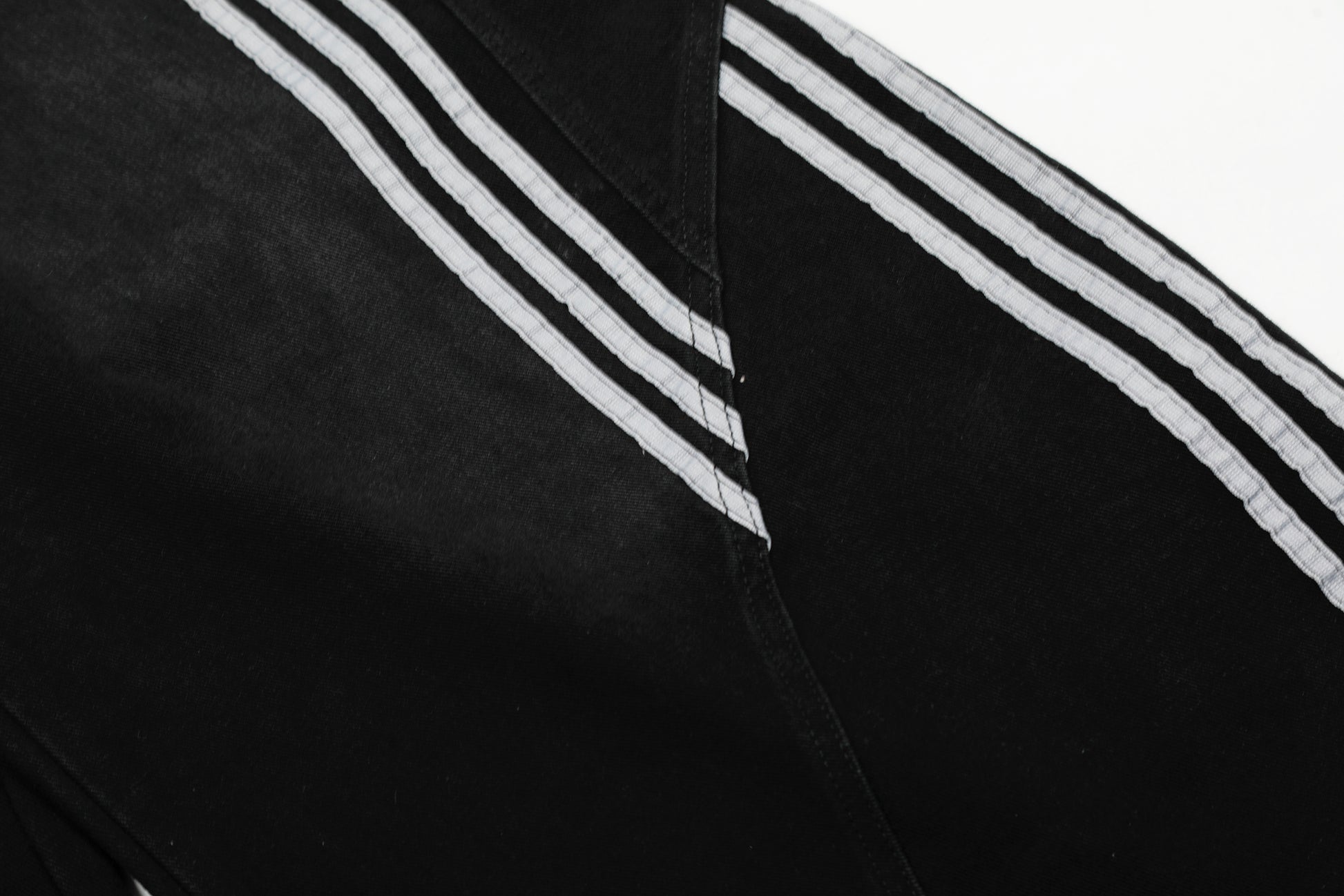 Striped Stitching | Washed Barrel Jeans - Santo 