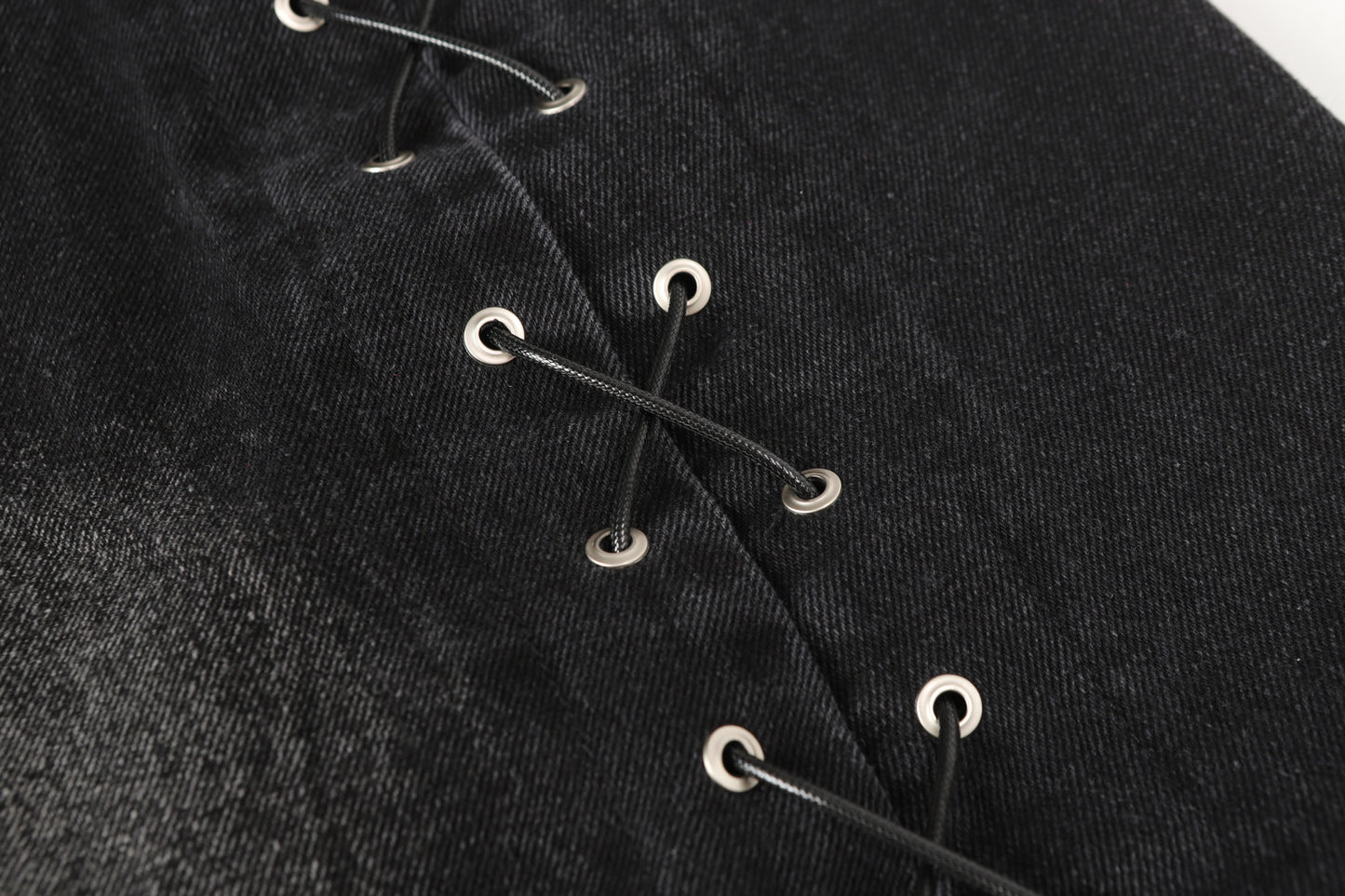 Lace-Up Destroyed | Stacked Jeans - Santo 