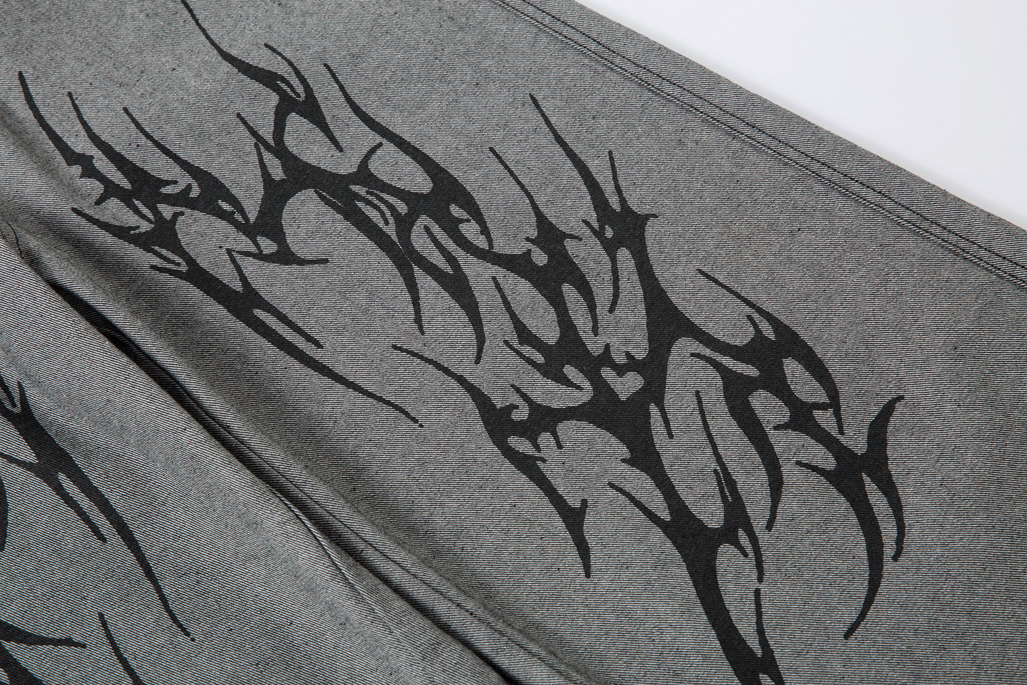 Tribal Flame Print | Baggy Jeans - Santo 