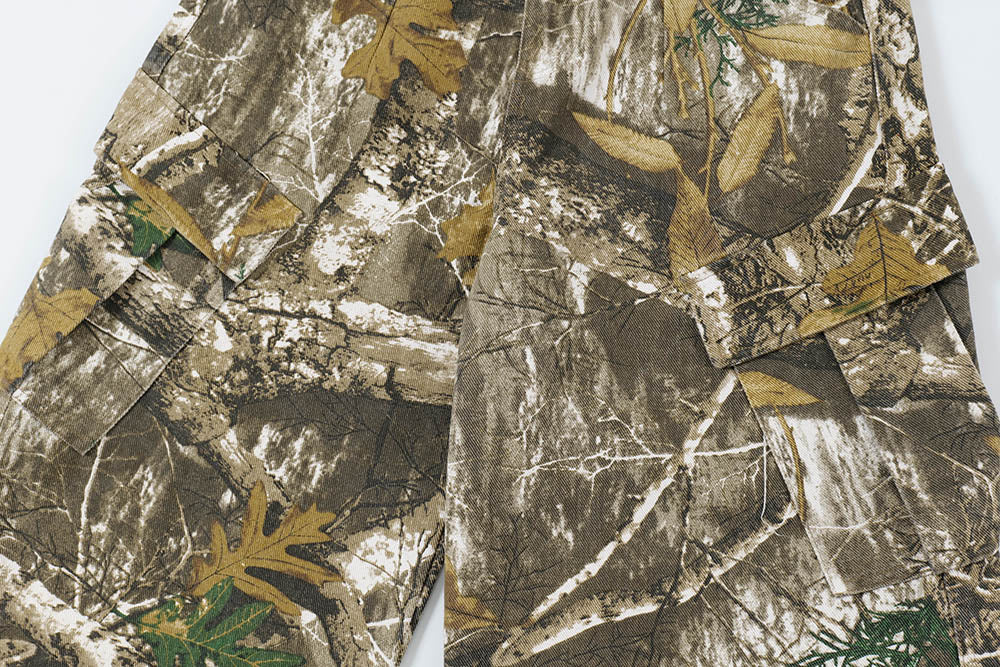 Leaf Print | Big Pocket Camouflage Shorts