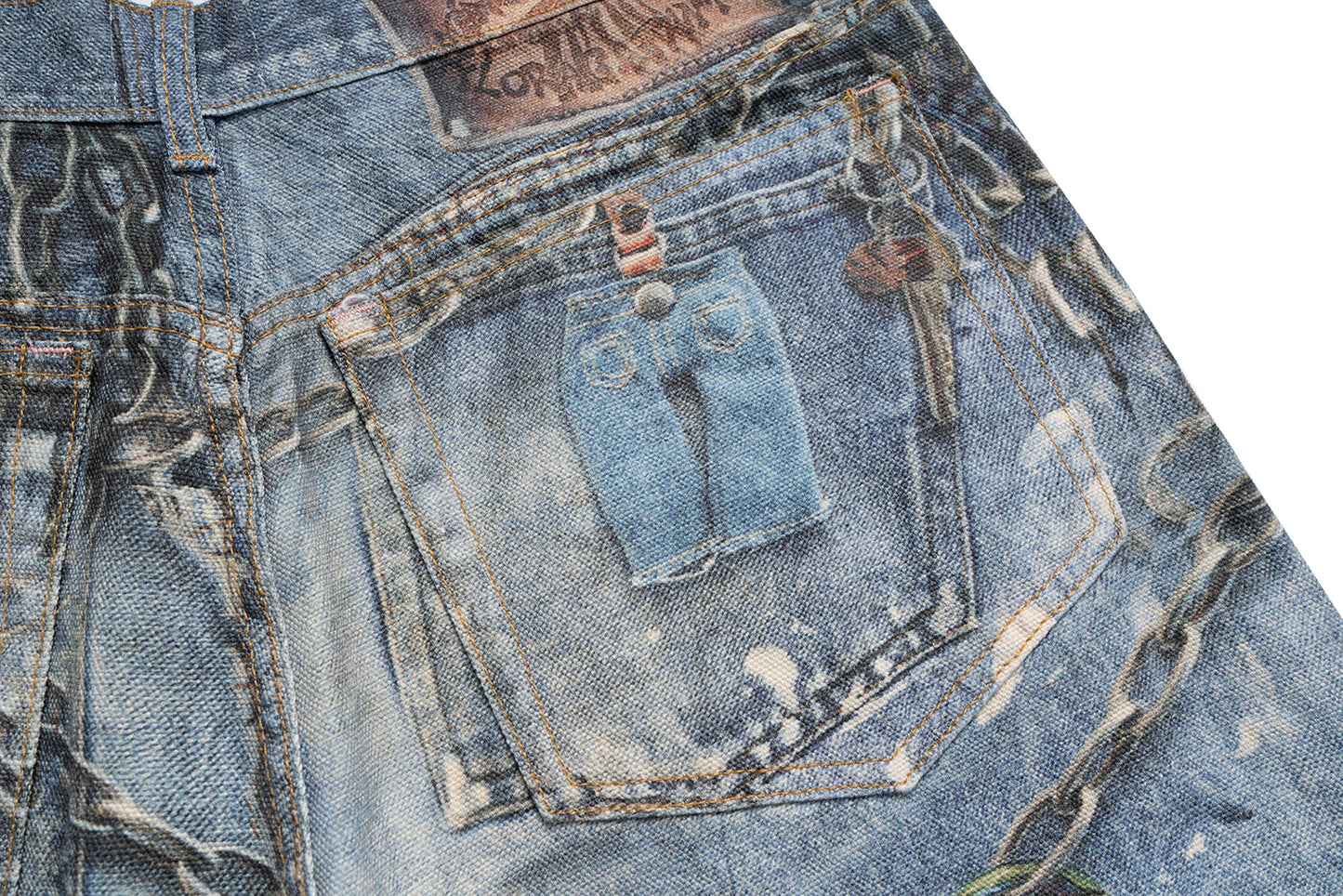 Distressed Keychain Print | Denim Shorts - Santo 