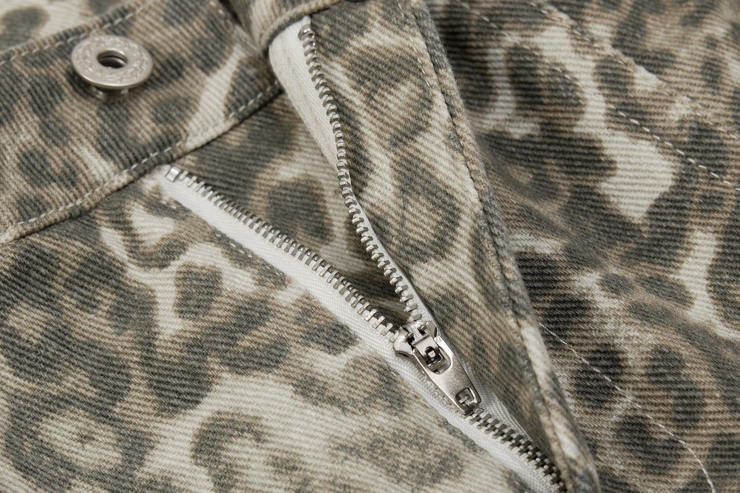 Leopard | Baggy Jeans - Santo 