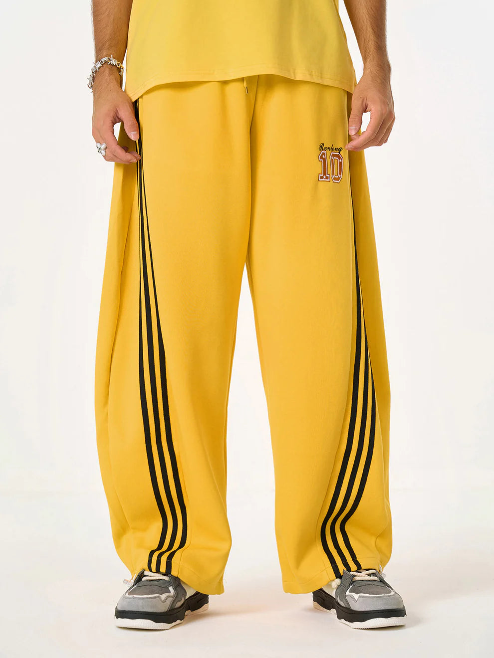 Vintage Side Stripe Pants | Wide Leg Fleece Streetwear Trousers - Santo 
