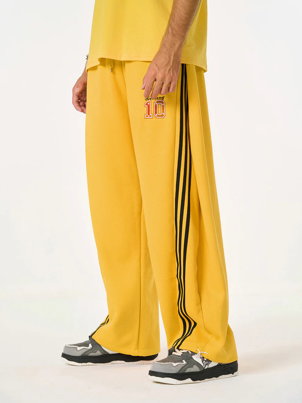 Vintage Side Stripe Pants | Wide Leg Fleece Streetwear Trousers - Santo 