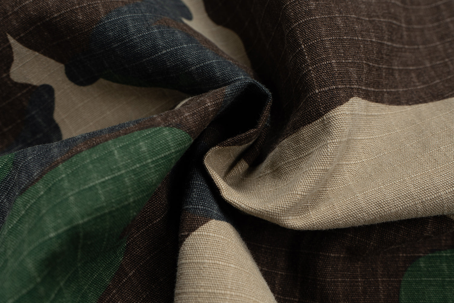 Camouflage | Baggy Shorts - Santo 